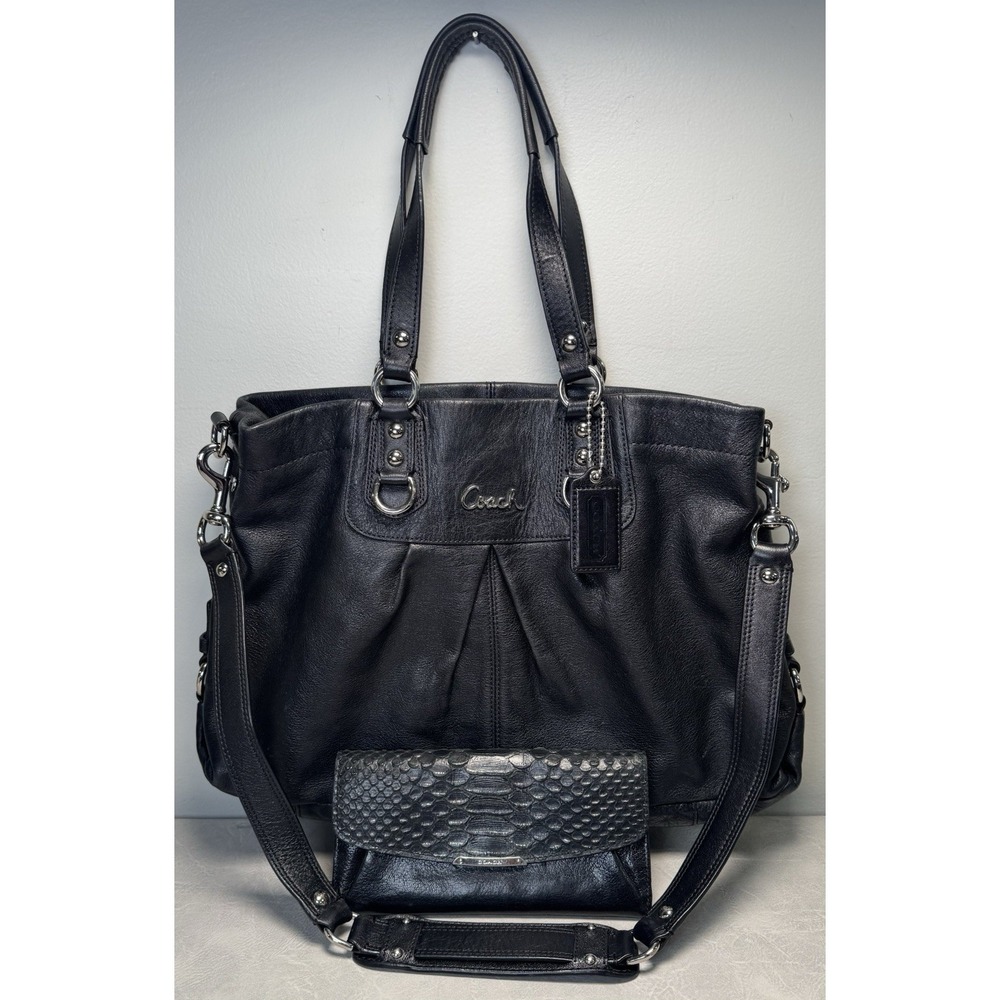 Coach Ashley F15513 Carryall Shoulder Bag Black Leather Purple Lined Wallet Set